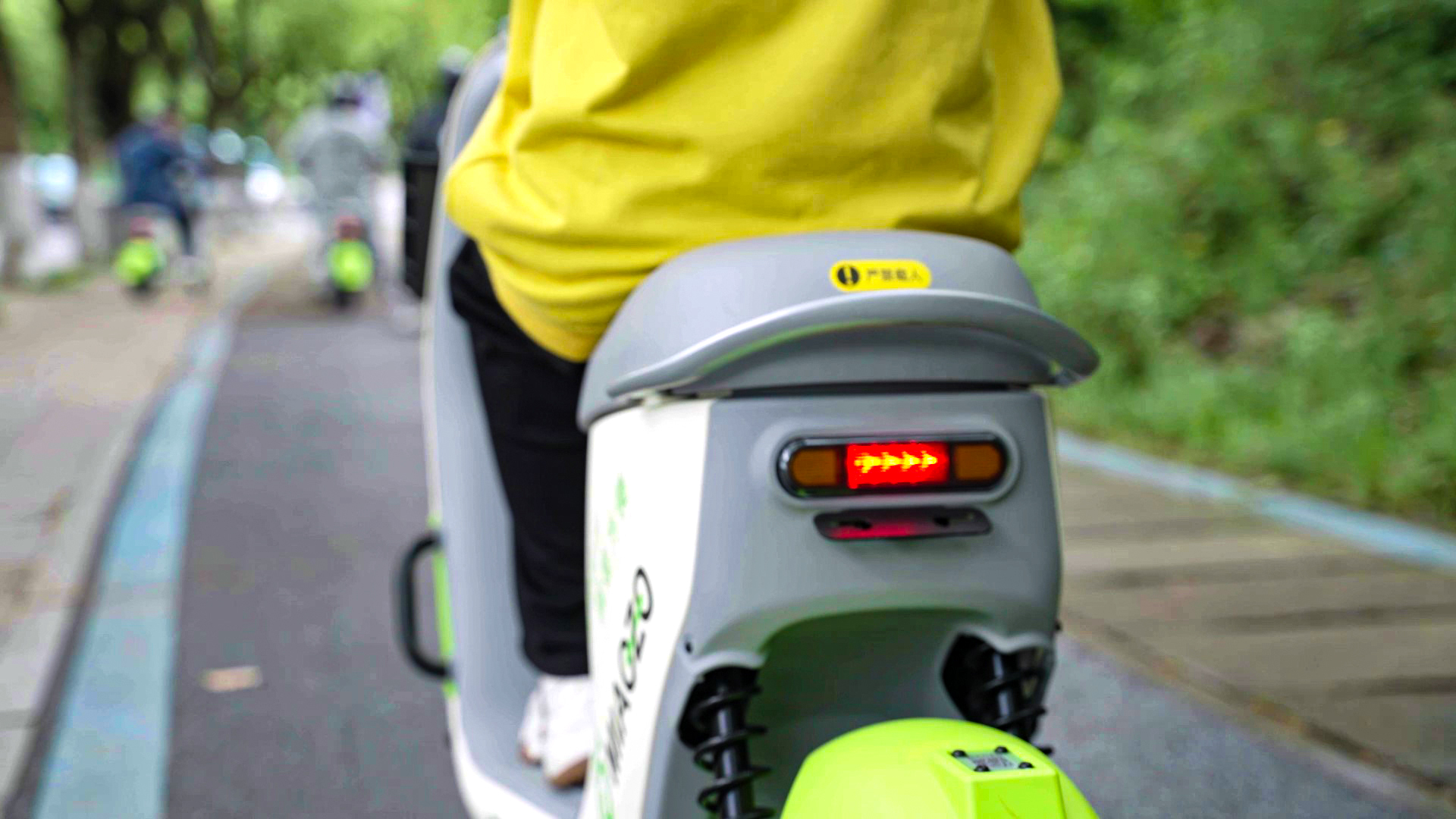 共享電單車(chē)出行方便 共享電單車(chē)出行方便