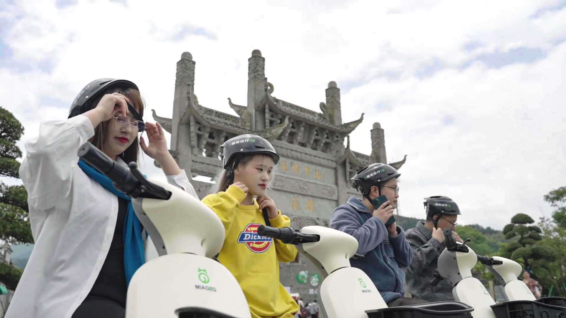 共享電單車該如何走出共享單車的陰霾